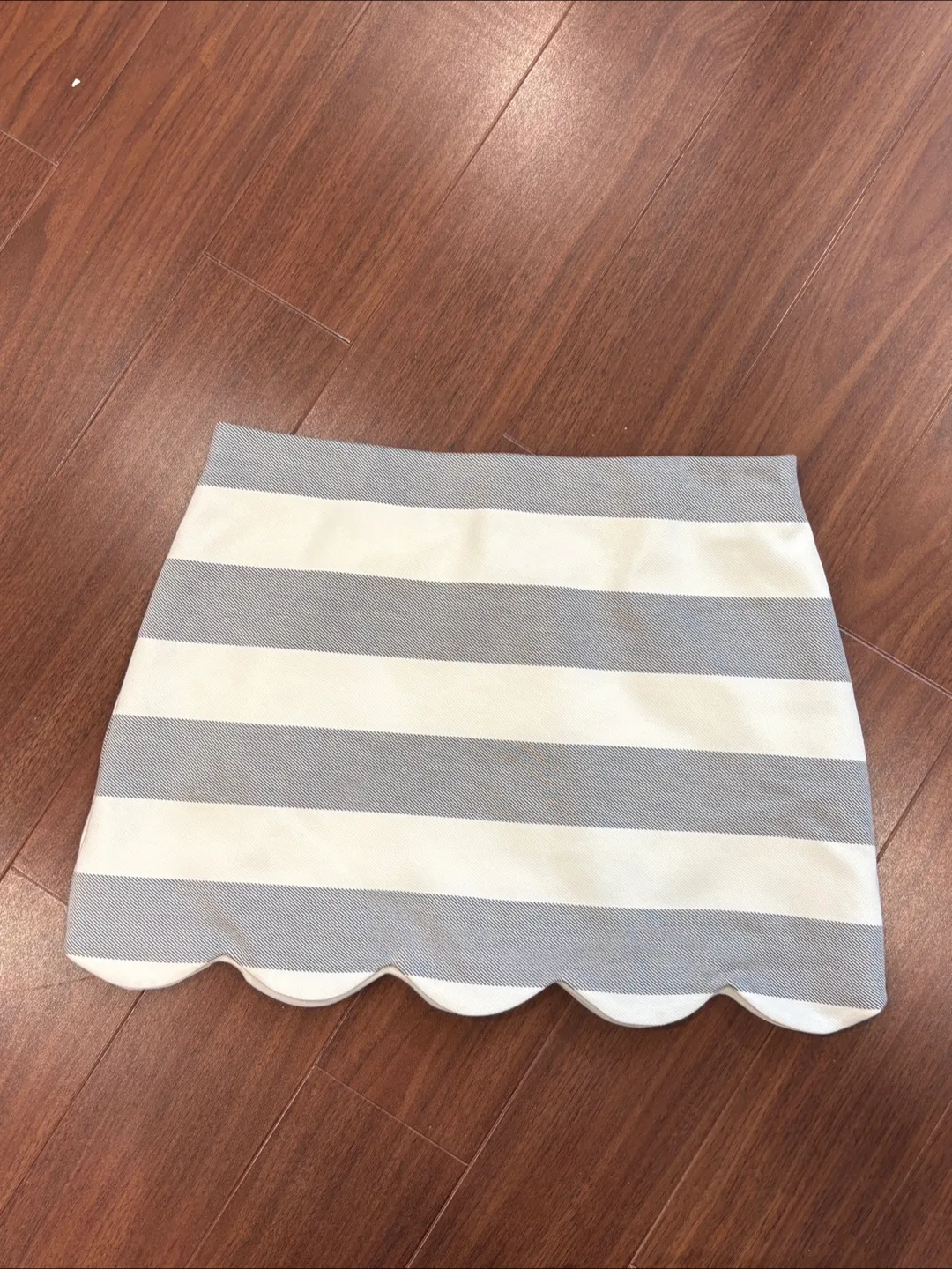 Topshop Skirt - Size US 6 thumbnail