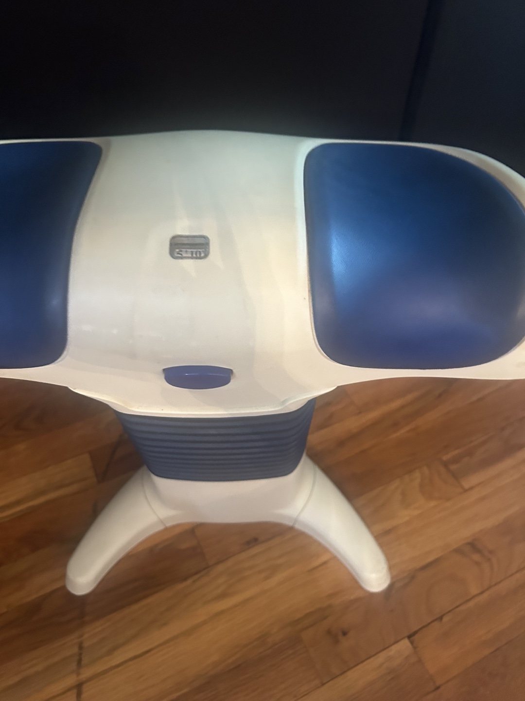 Back2Life Lower Back Pain Relief Device - photo 4