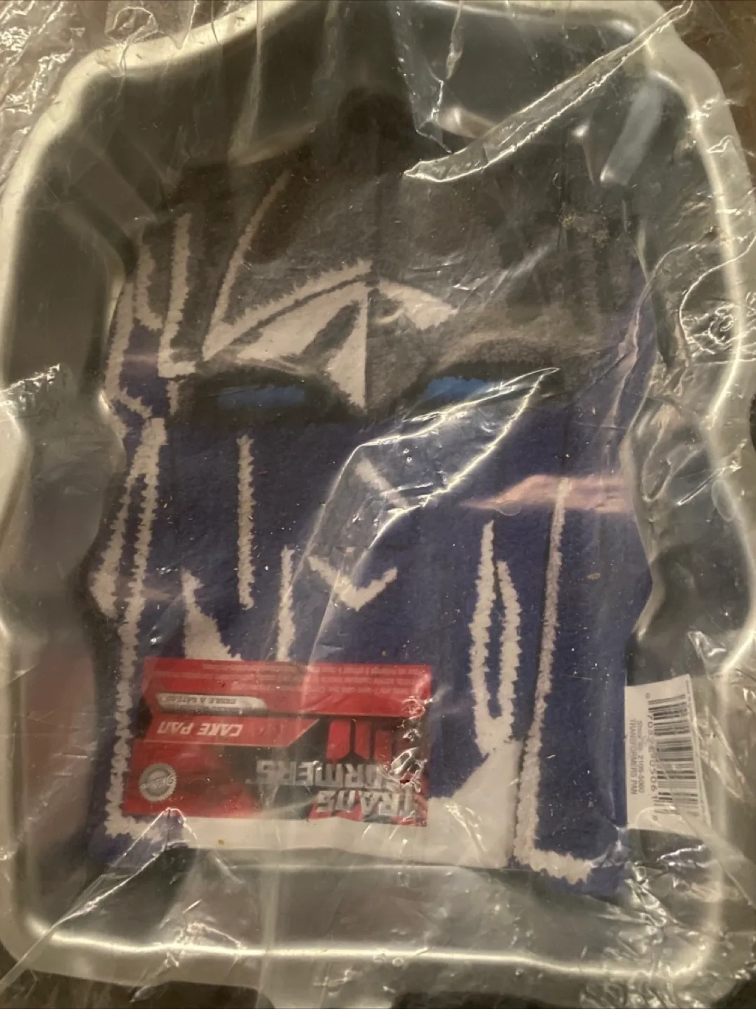 Transformers Optimus Prime Cake Pan! thumbnail