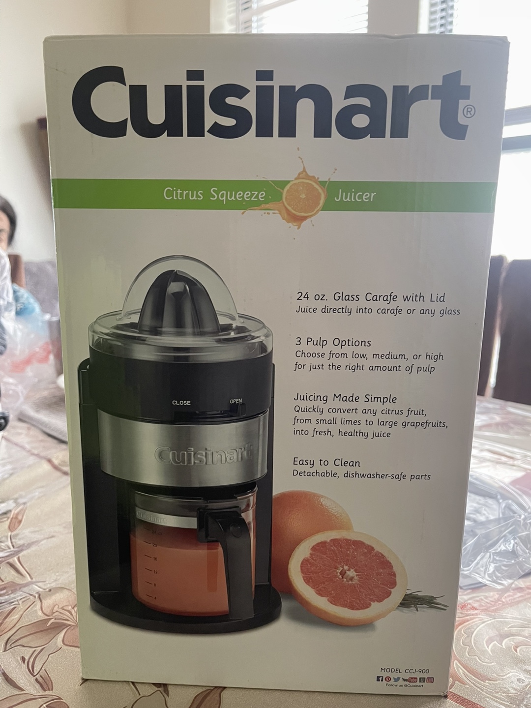 Cuisinart CCJ-900 Citrus Squeeze Juicer - NEW - photo 2