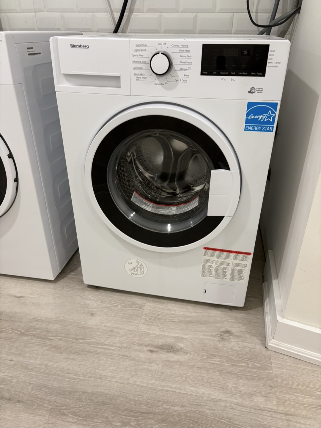 Blomberg 1.9 Cu Ft White Compact Washer - photo 2