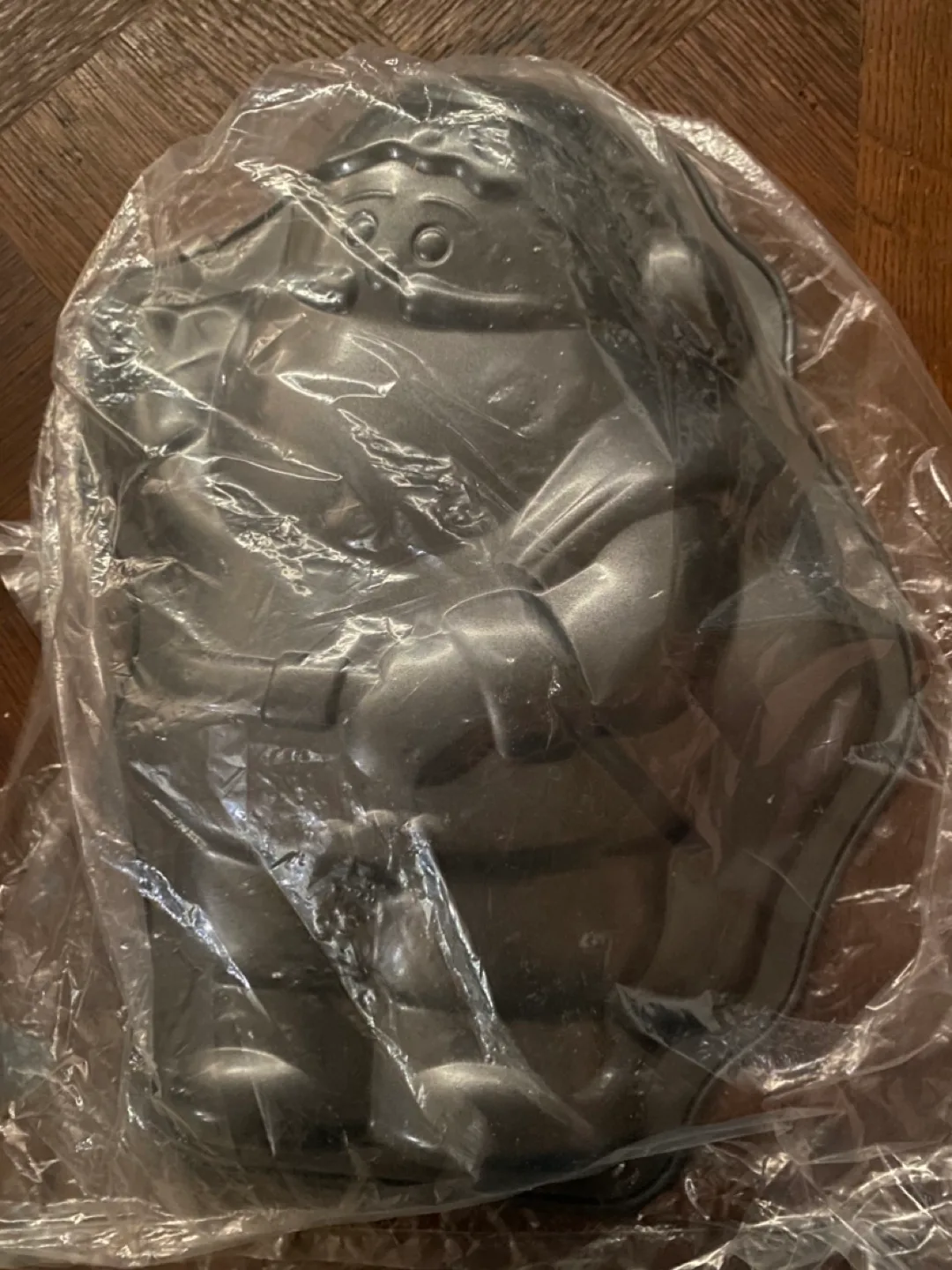 Santa cake pan thumbnail