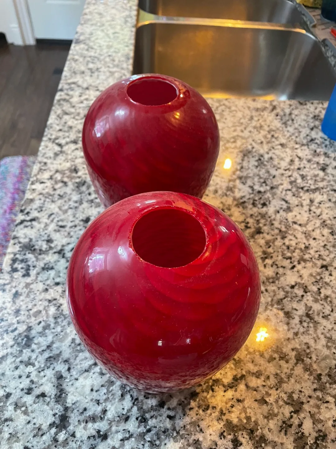 Red pendant lamp shades image indicator(2)