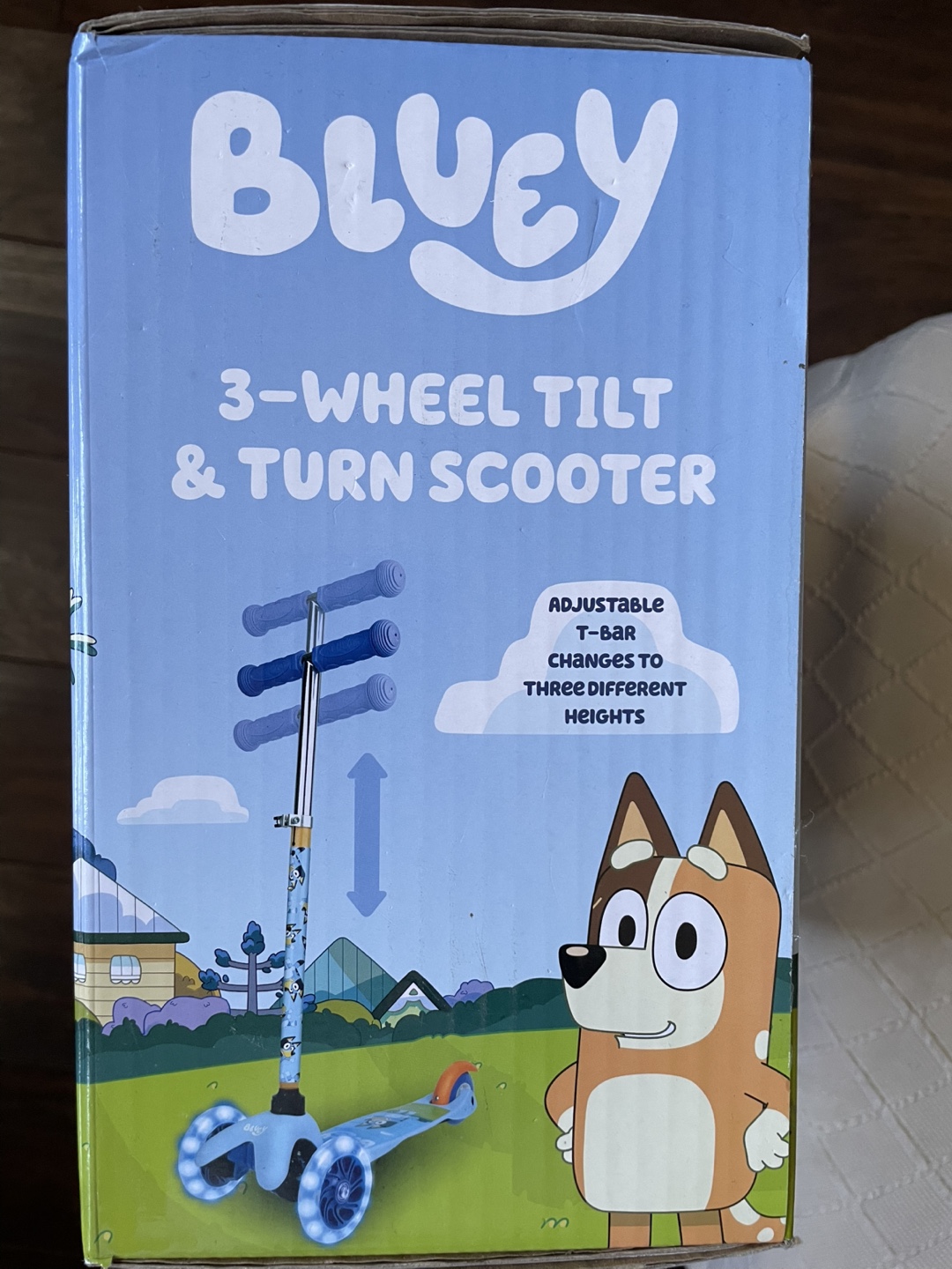 New Bluey 3-Wheel Tilt & Turn Scooter - photo 4
