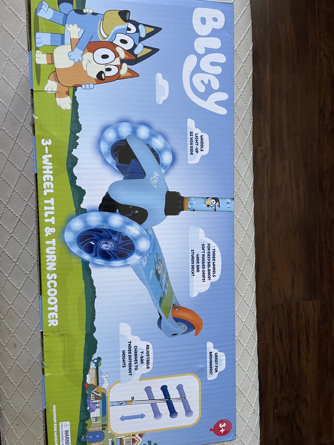 New Bluey 3-Wheel Tilt & Turn Scooter - photo 3