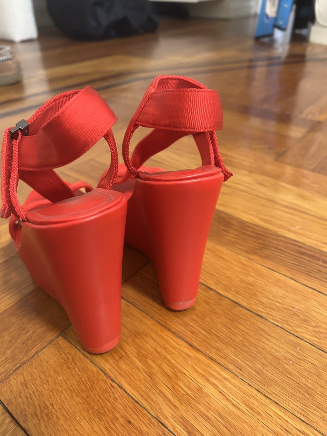 BCBGeneration Red Wedge Sandals - photo 5