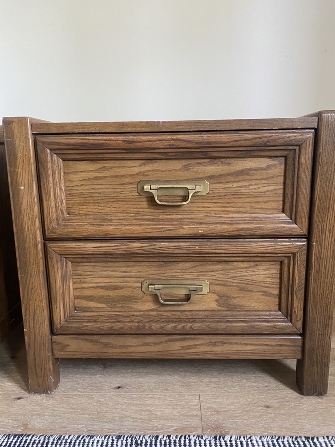 Kroehler Wooden Nightstands - Pair - photo 4