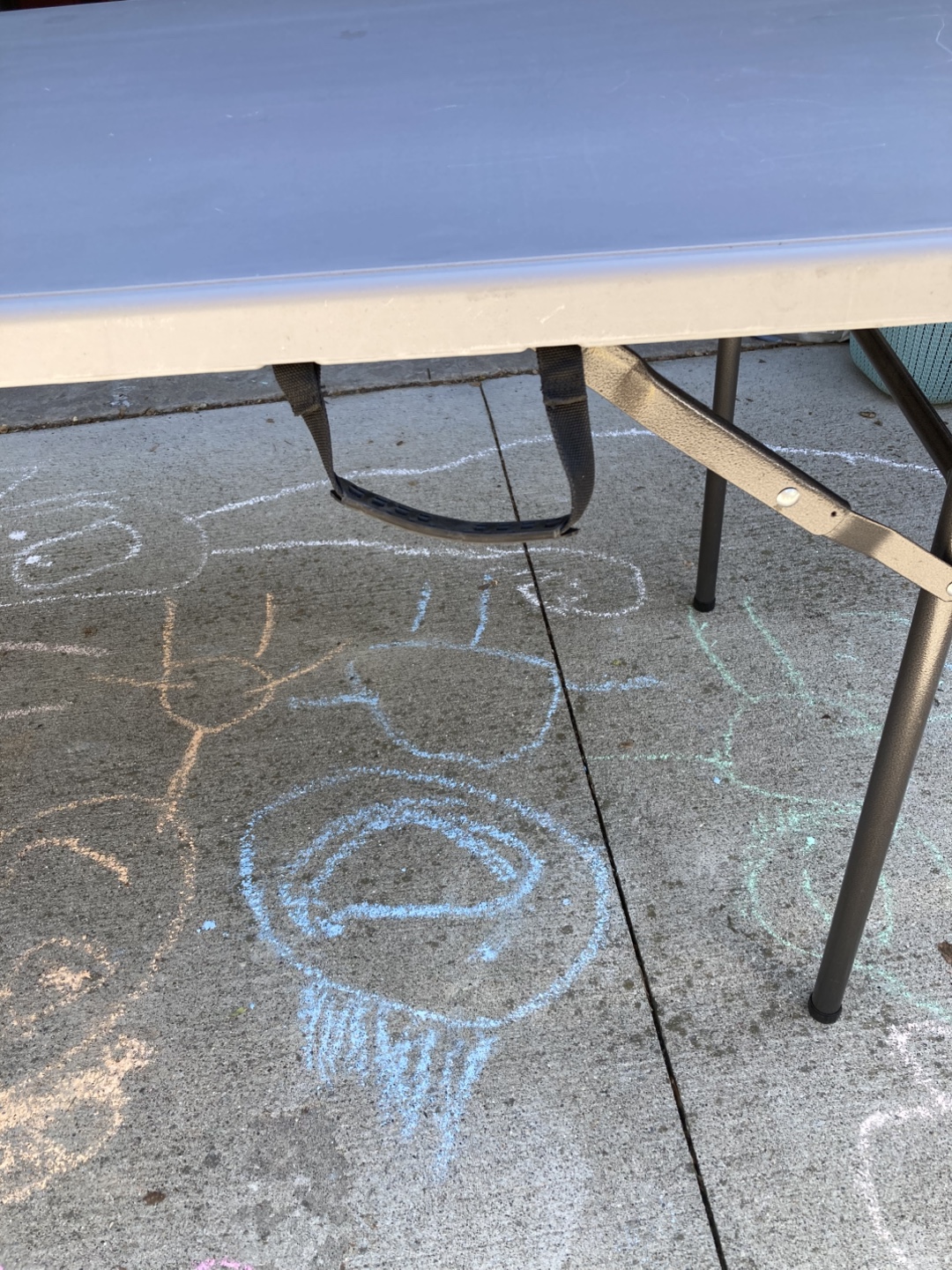 Grey Folding Table - photo 5