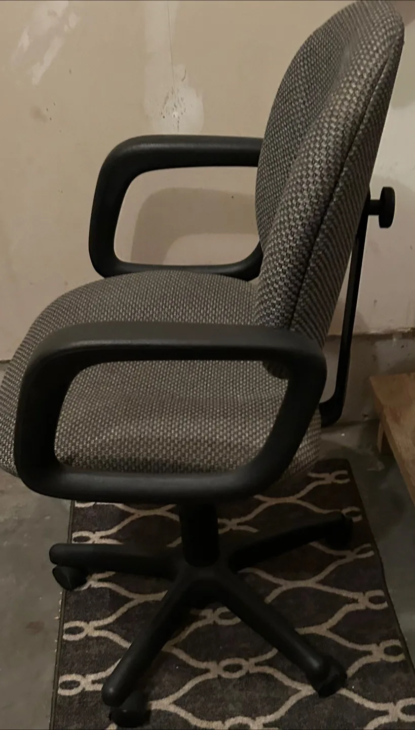 Office Chair - Grey image indicator(3)