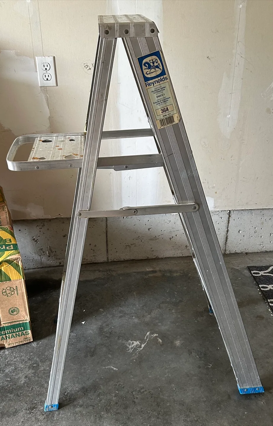 Reynolds Aluminum Ladder Grade 3 image indicator(3)