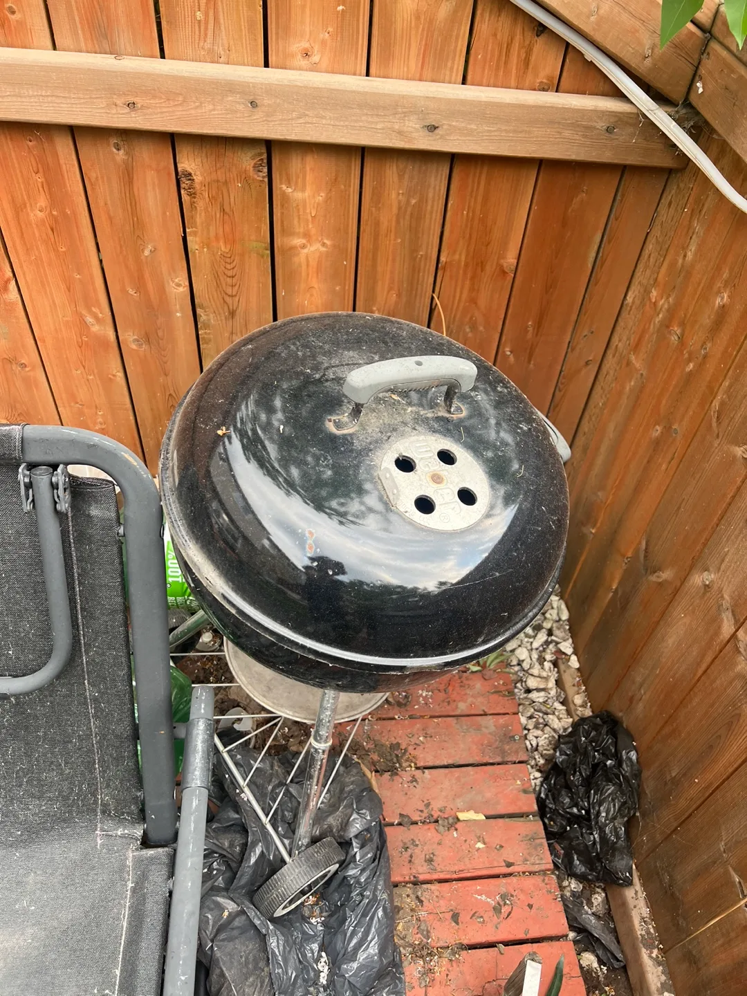 Weber Kettle BBQ Grill thumbnail