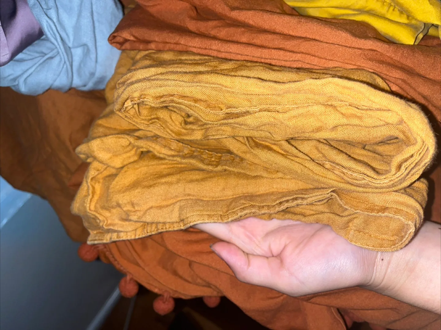 #freecycle Mustard Yellow queen sized bedsheet + pillowcase image indicator(2)