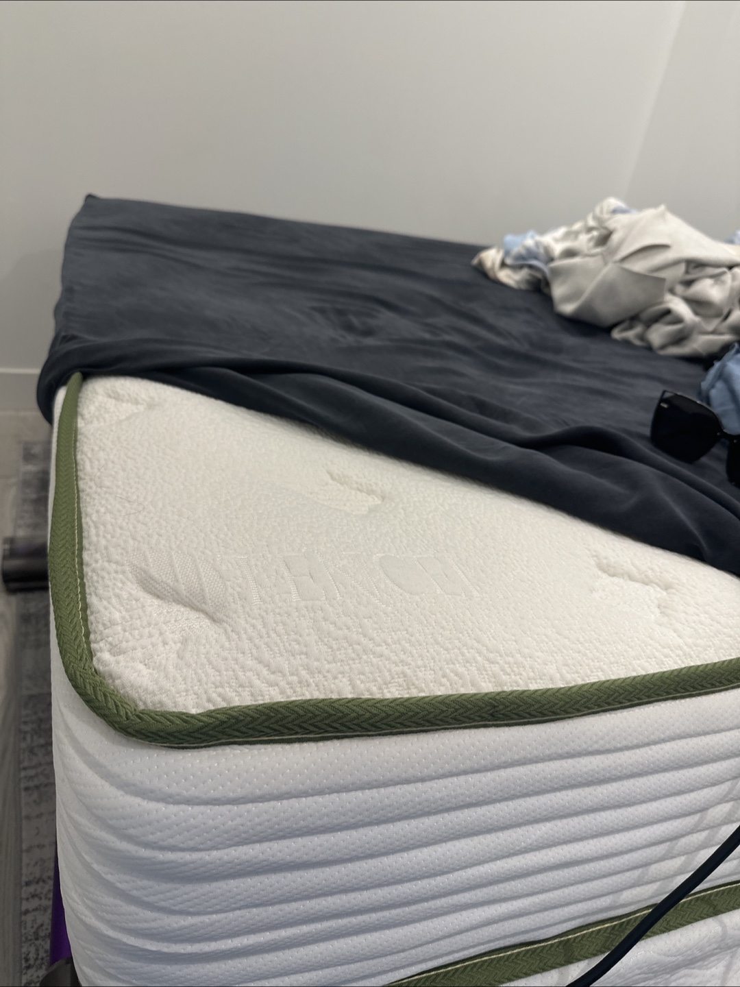 Queen Size Mattress - Like New! - photo 2