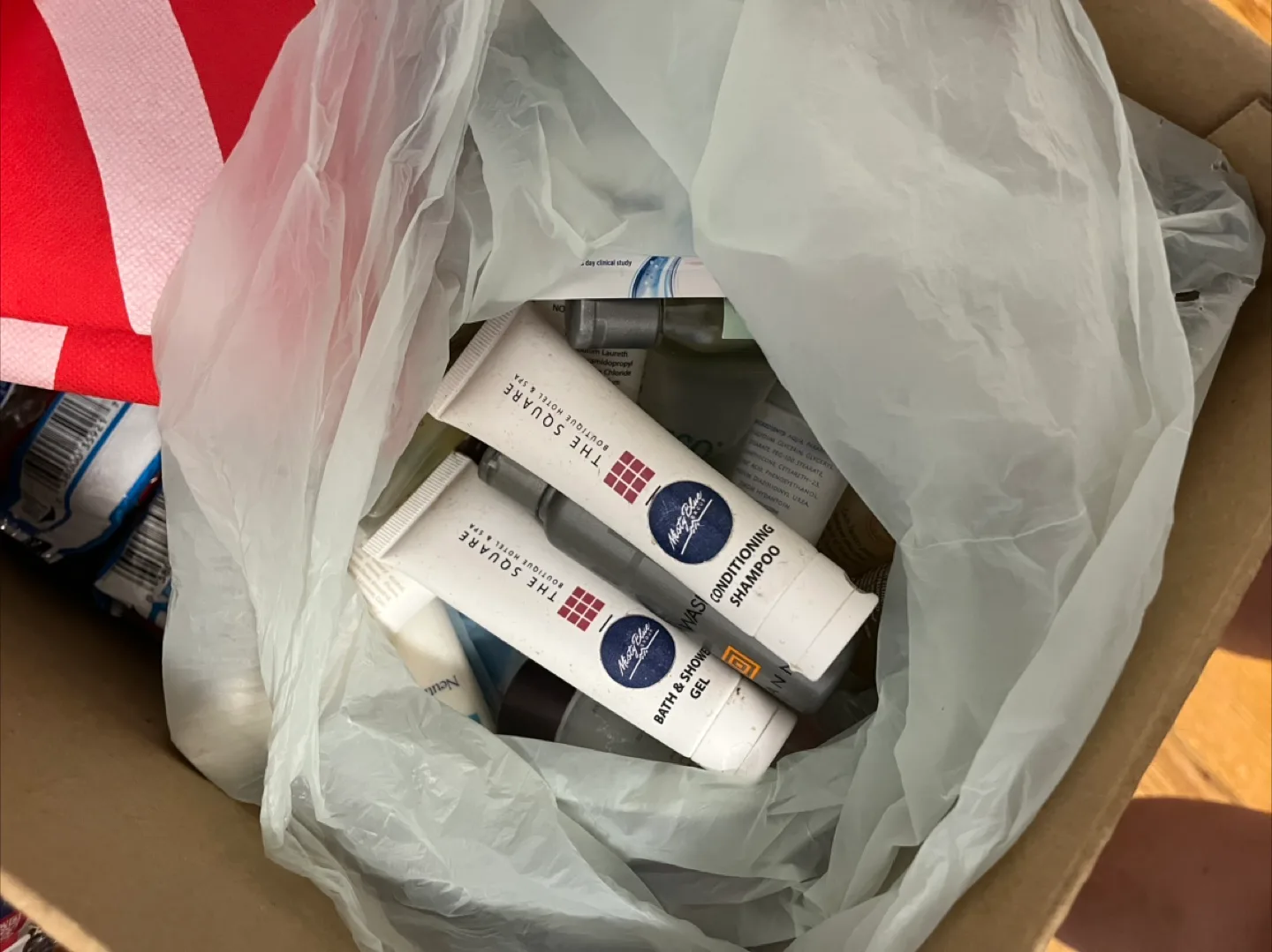 #freecycle Assorted travel-sized toiletries thumbnail