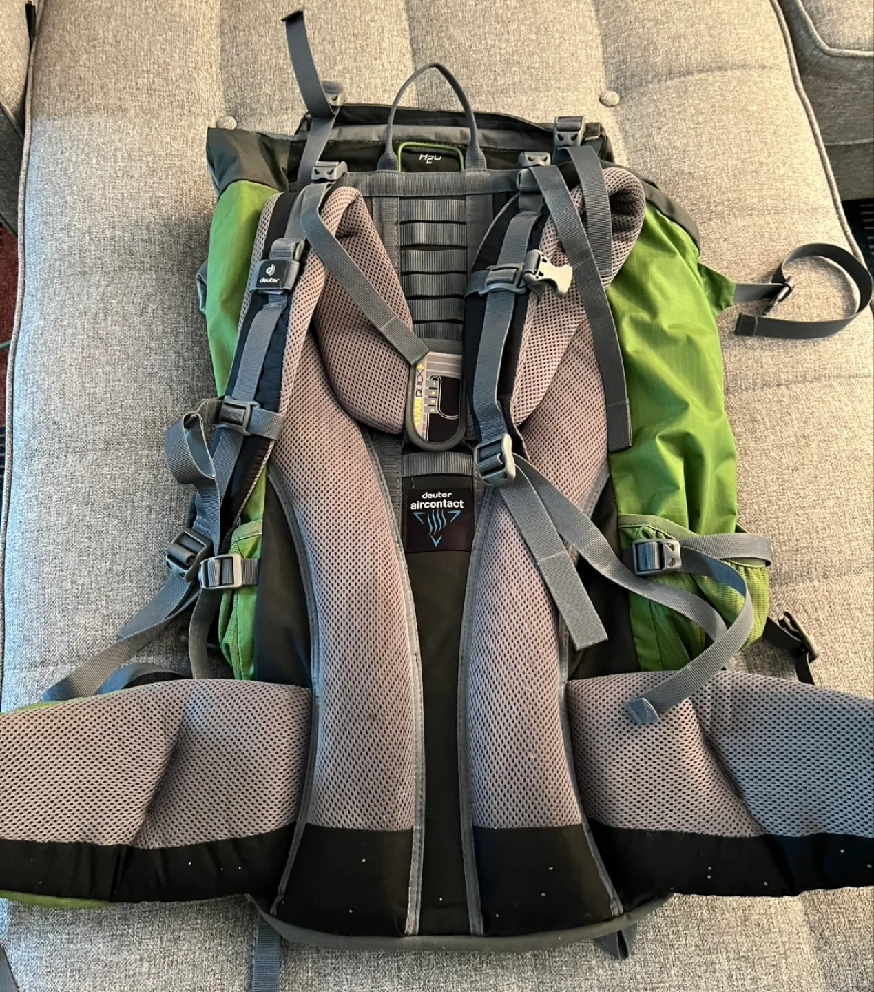 Deuter ACT Lite 65+10 Hiking Backpack image indicator(3)