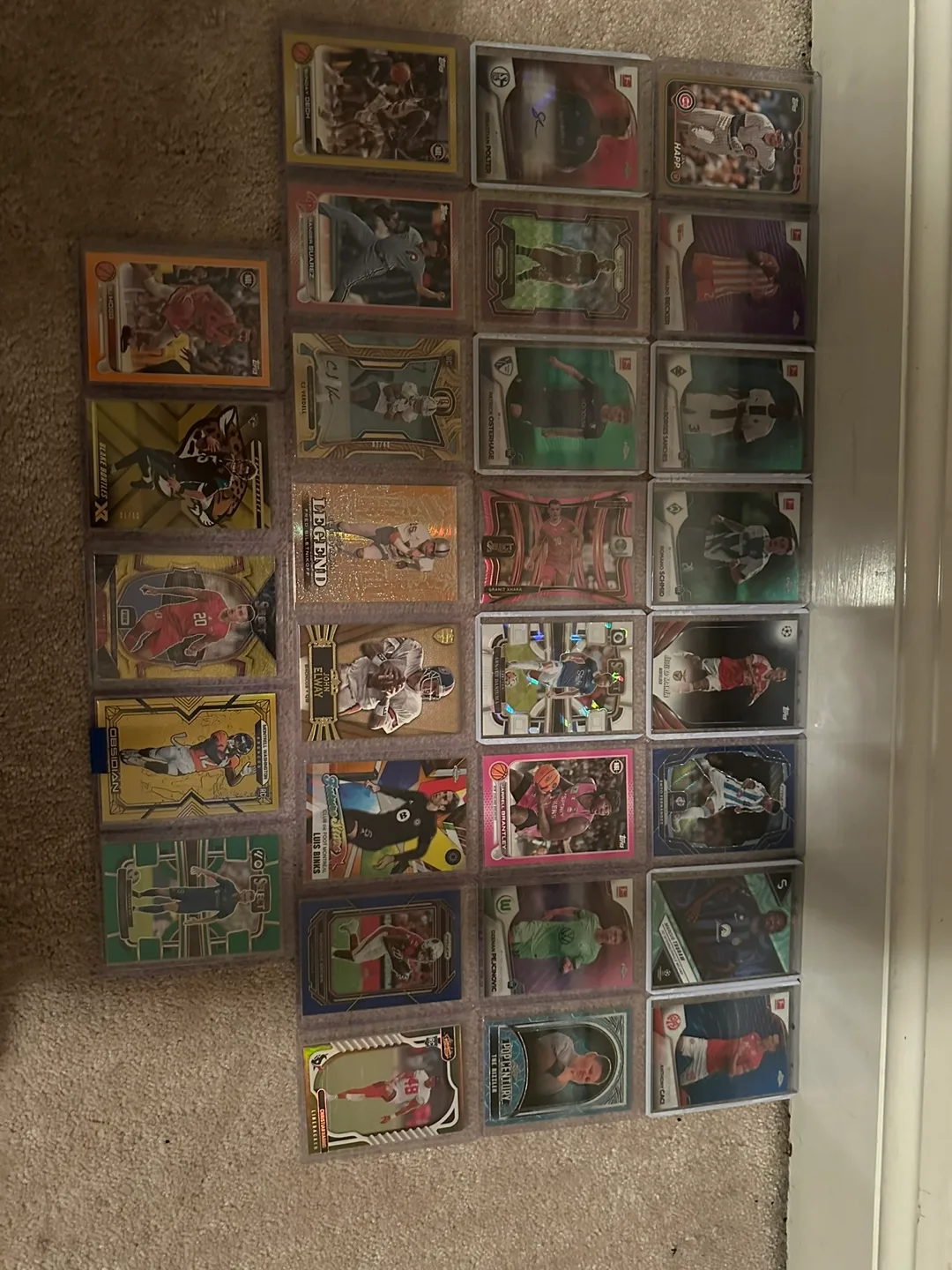 10,000+ Sports Cards Collection (NEED GONE ASAP!!!) image indicator(10)