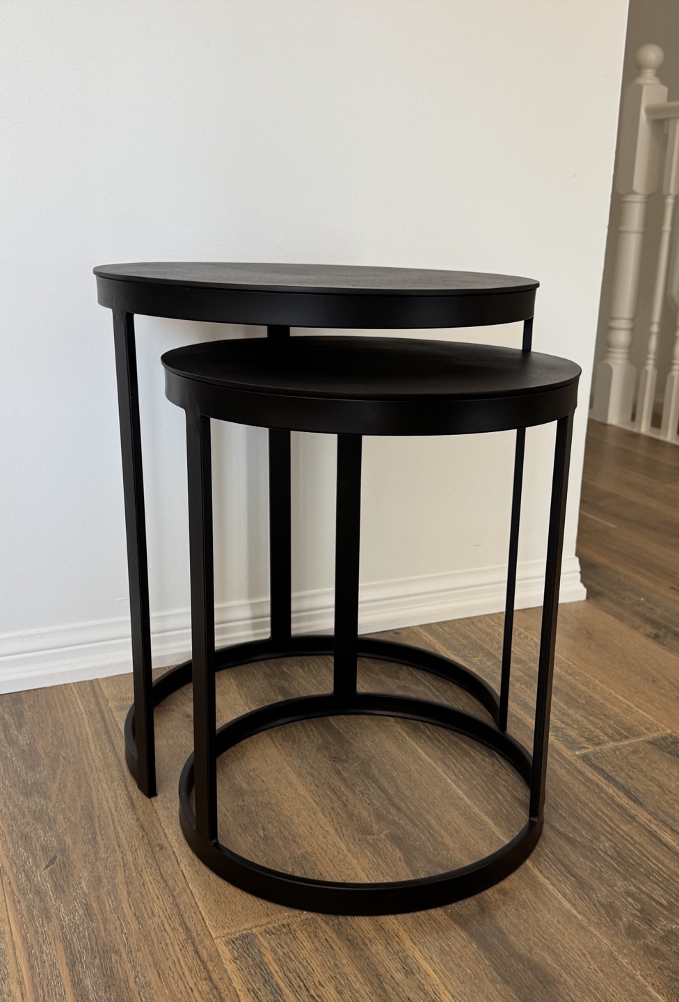 Black Round Nesting Tables - Set of 2 - photo 2