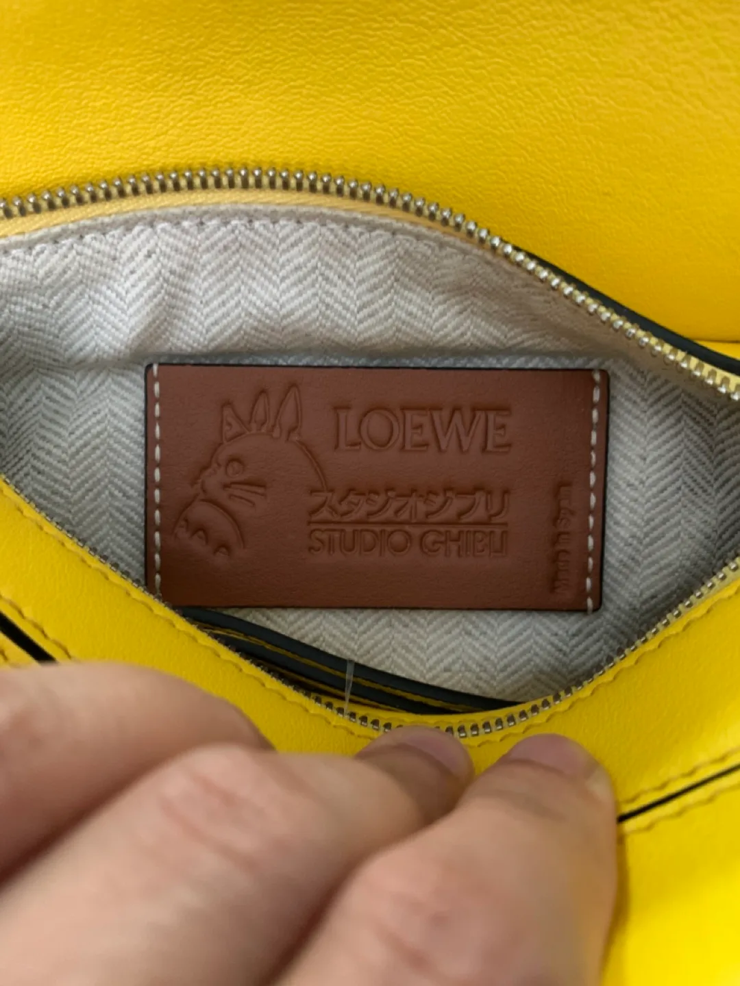 LOEWE X Totoro mini bag image indicator(10)