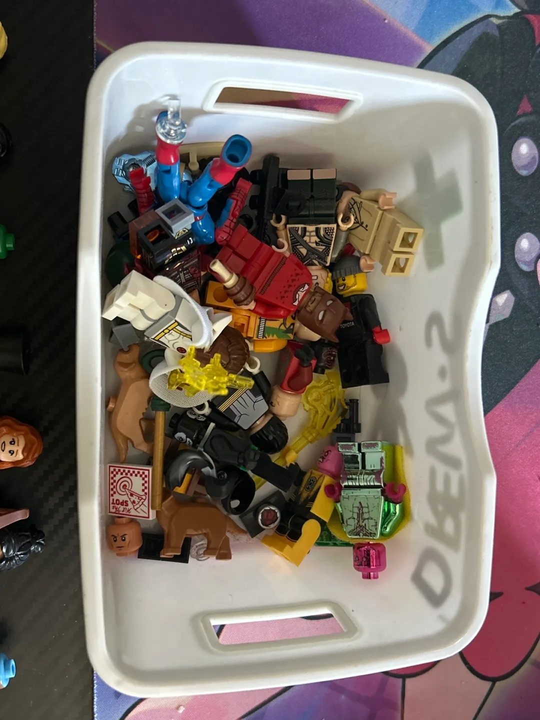 Lego Minifigures Lot image indicator(2)
