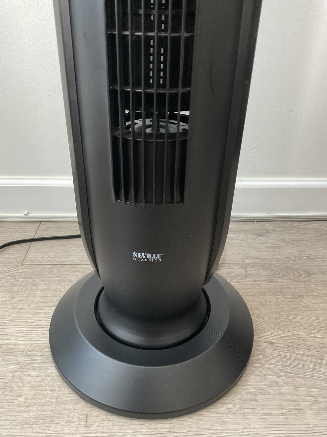 Seville Classics Tower Fan - Black - photo 2