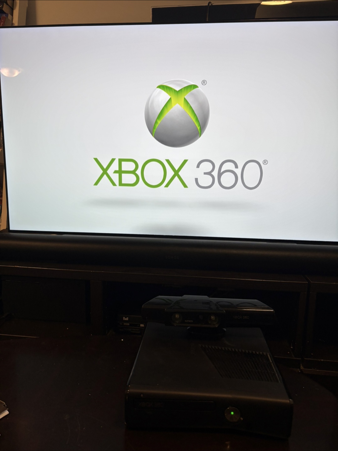 Xbox 360 S Console with Kinect & Accessories - photo 3
