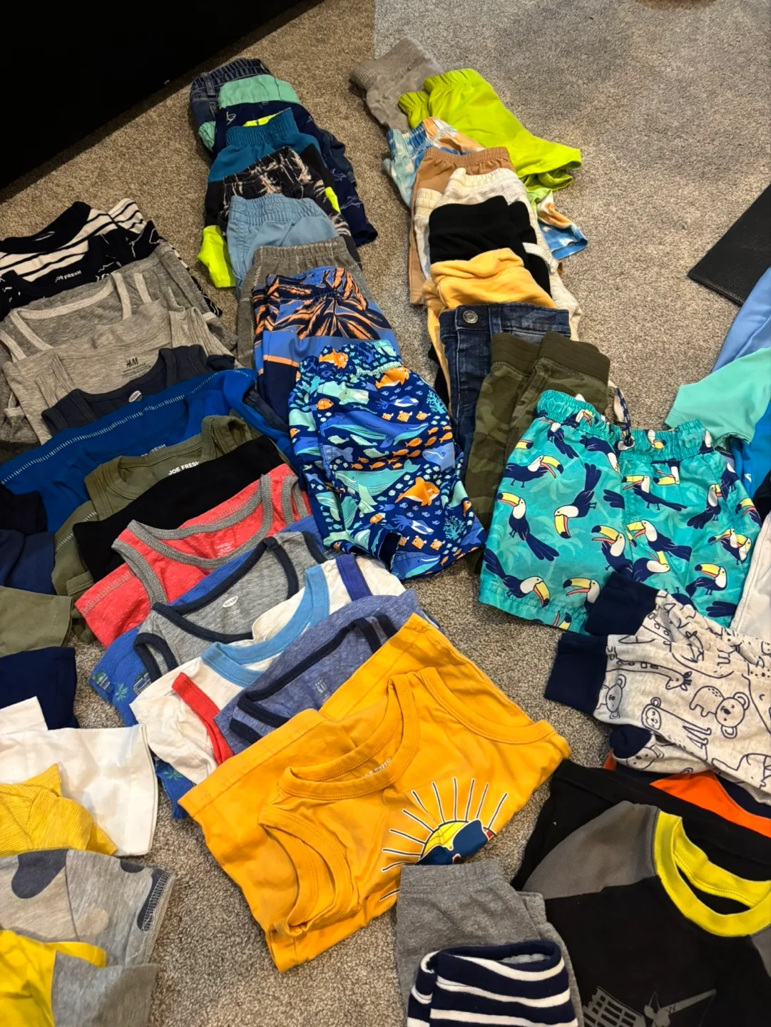 Mixed Baby Clothes Bundle (Various Brands) image indicator(4)