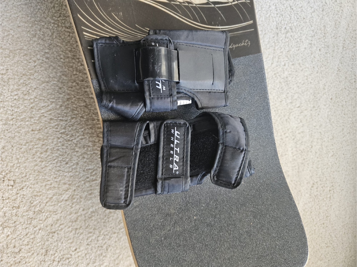 Landyachtz Longboard for sale! - photo 4