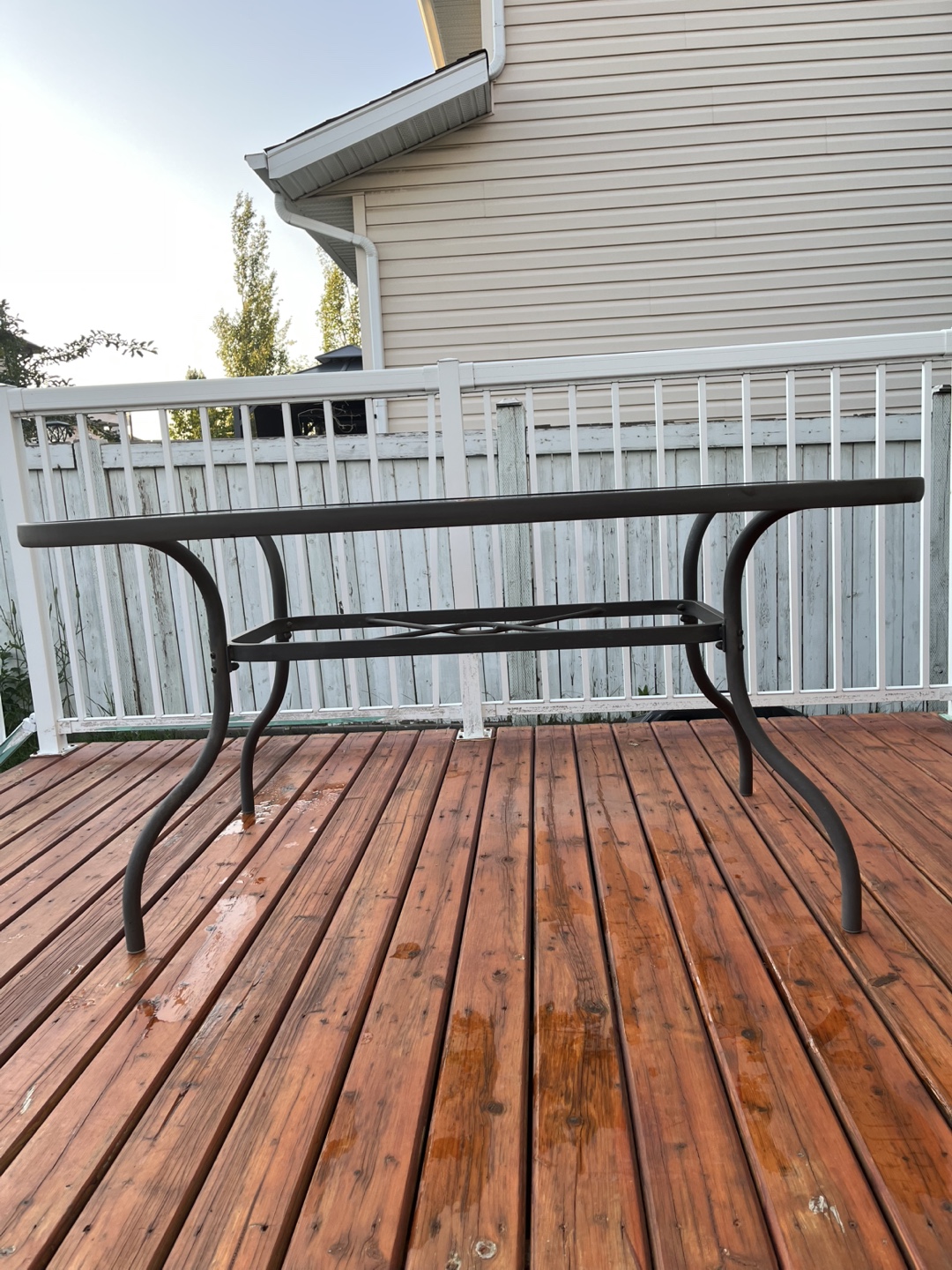 Outdoor patio table - photo 2