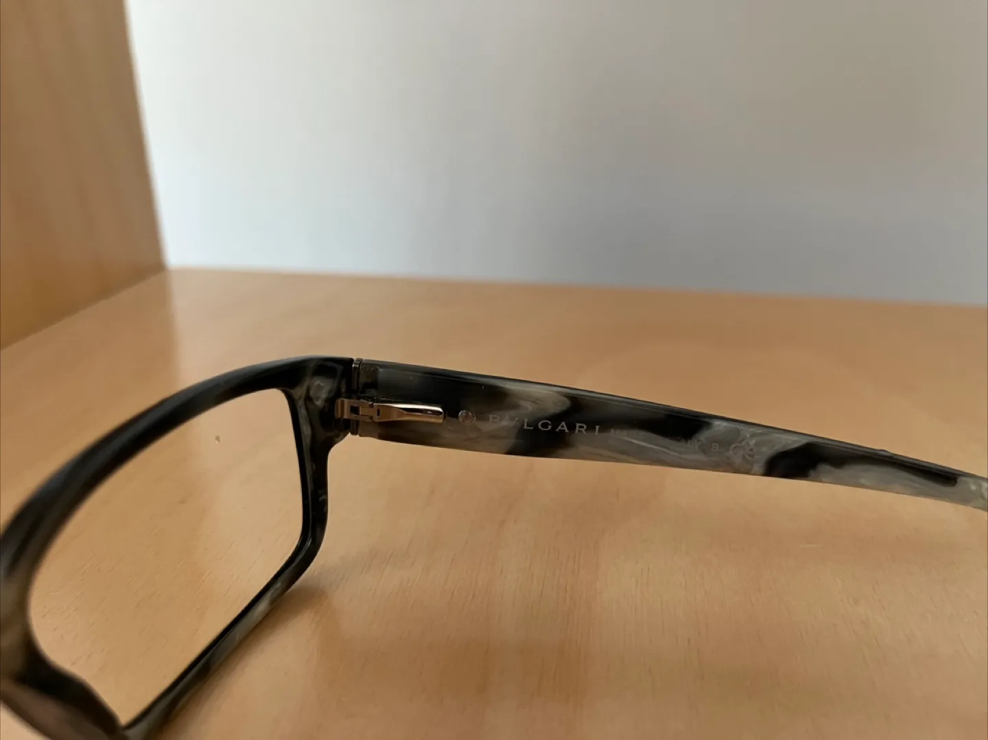 Bulgari Eyeglasses frames only image indicator(2)