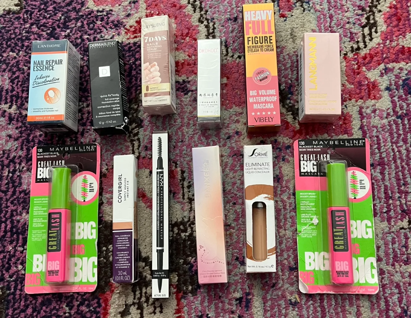 Mixed Lot of Makeup & Skincare Items thumbnail