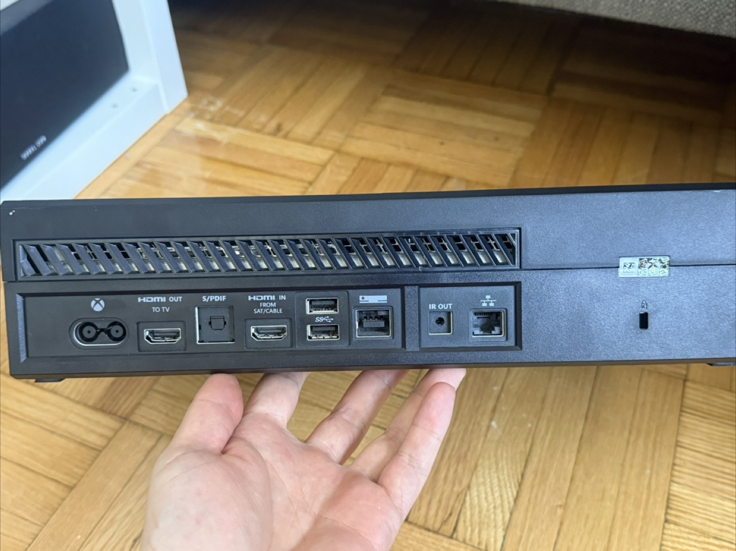 Xbox One Console - photo 2