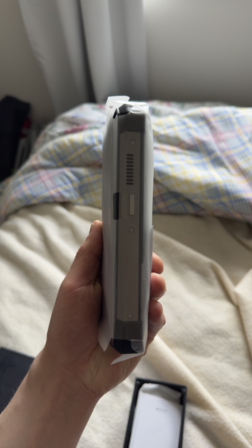 Brand New Rugged Smartphone with Projector. - photo 3