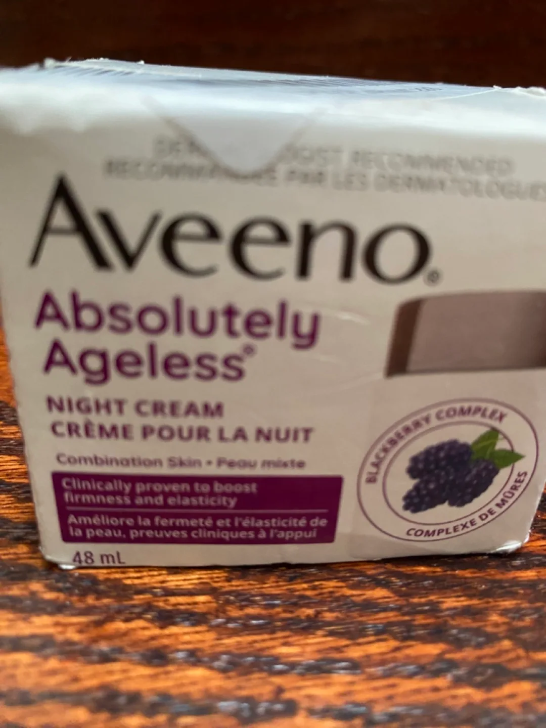 Aveeno Absolutely Ageless Night Cream (48ml) image indicator(2)