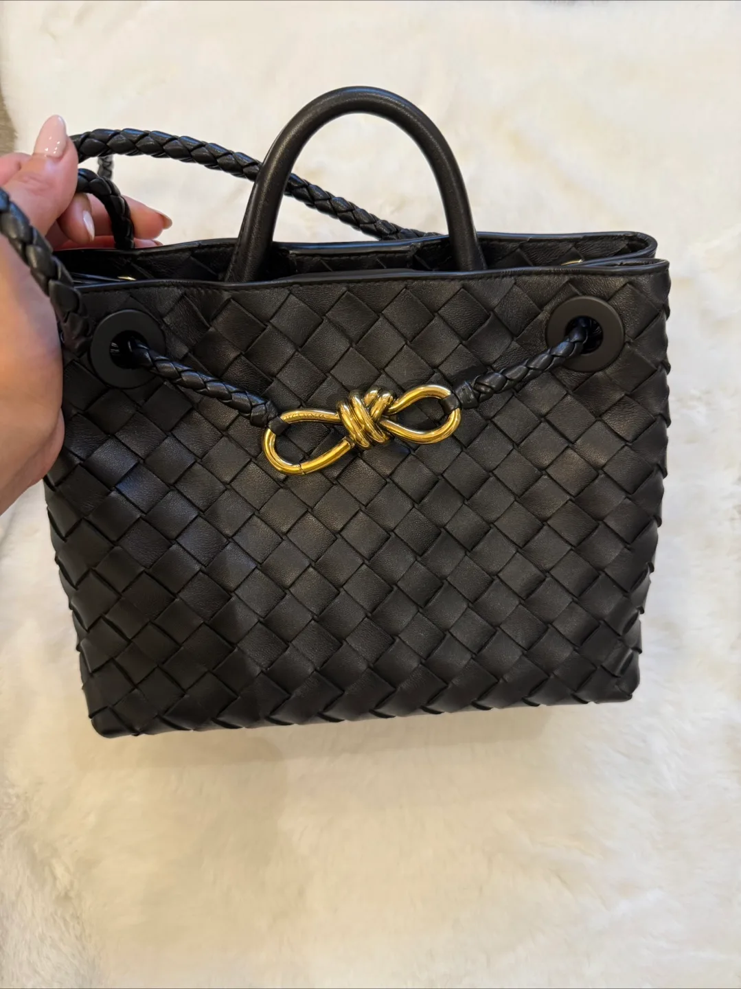 Bottega Veneta Andiamo small bag image indicator(10)