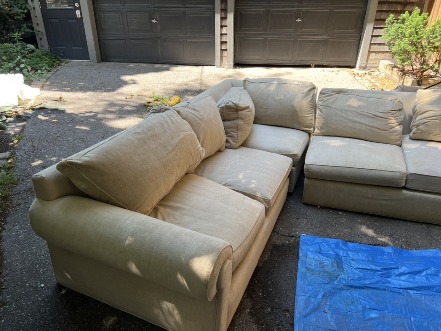 Beige Sectional Sofa - photo 3