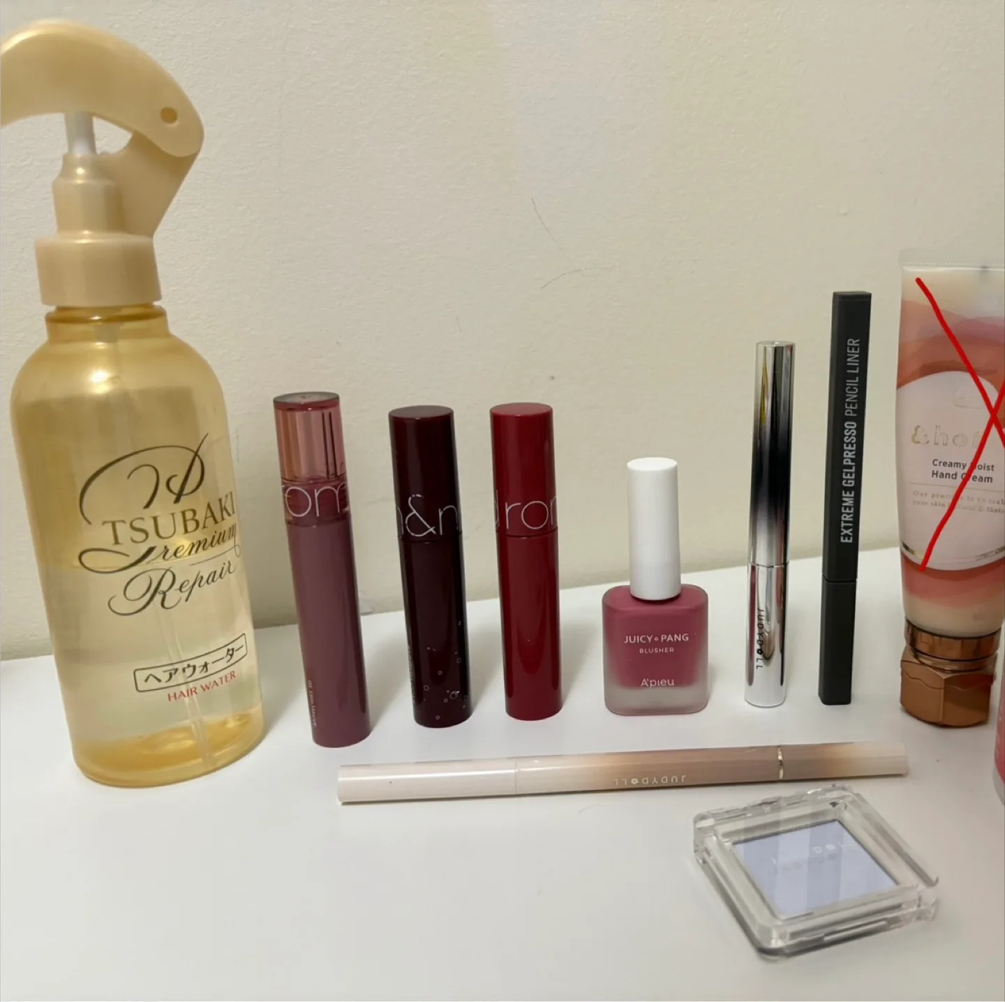 Kbeauty Cbeauty Makeup Skincare Bundle!! thumbnail