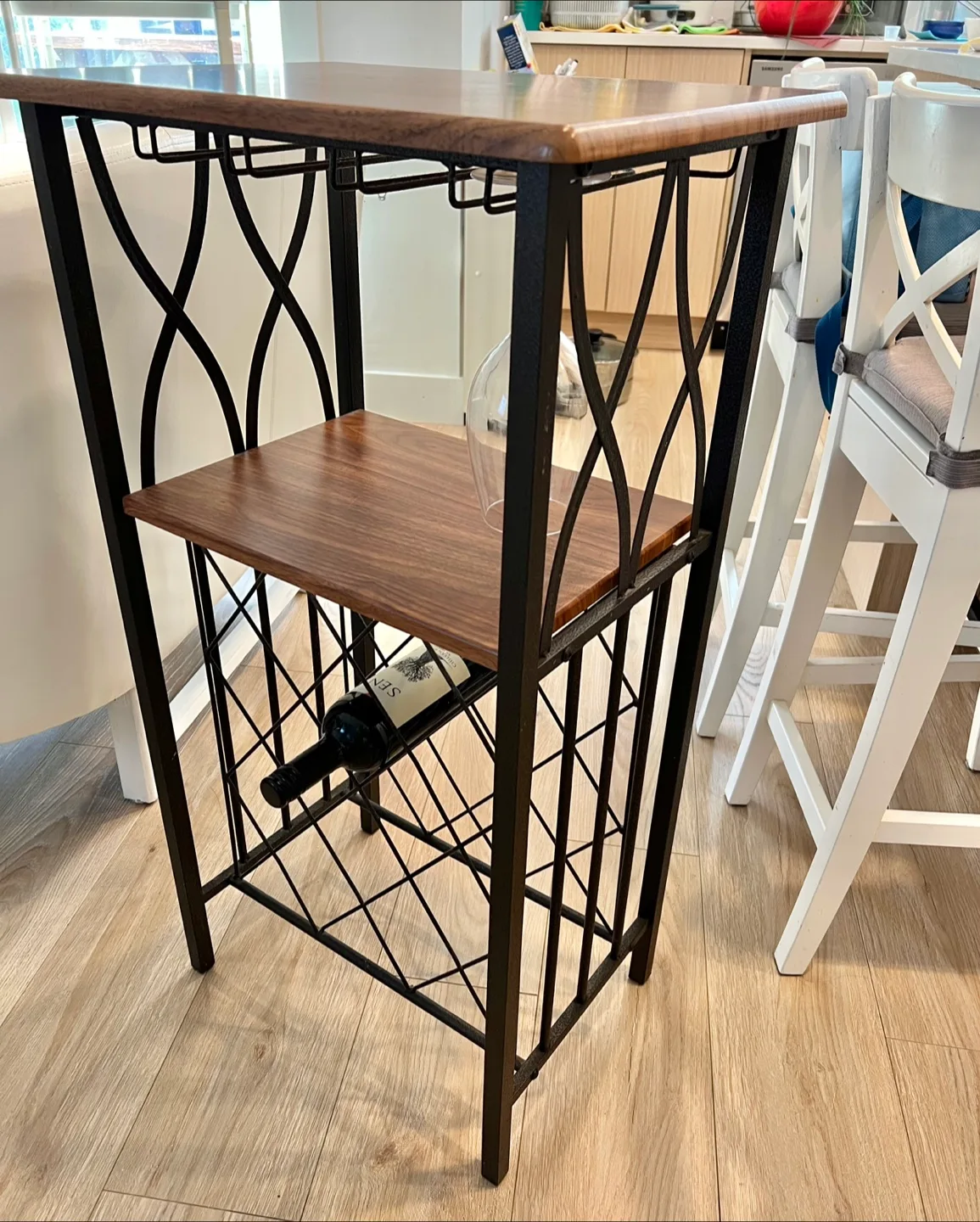 Wine rack/table with wine glass holder image indicator(2)