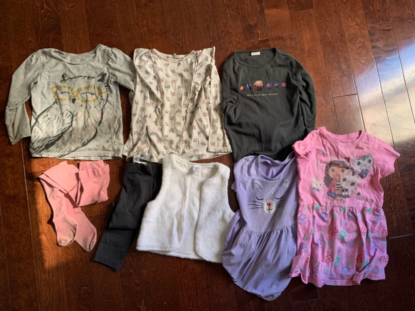 Girls 4-5T Clothing Bundle thumbnail