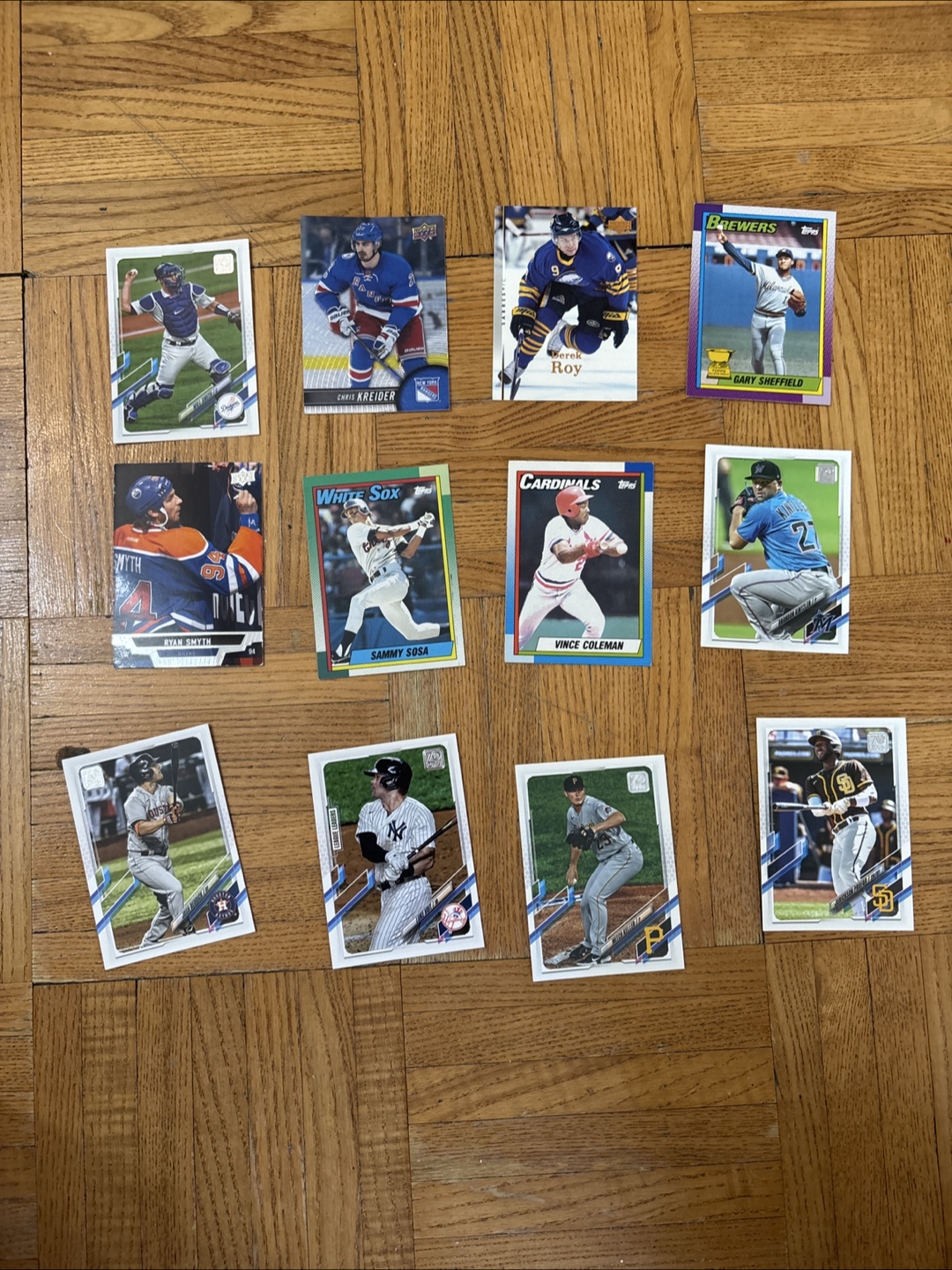 Mixed Hockey & Baseball Cards (some vintage!!) - photo 3