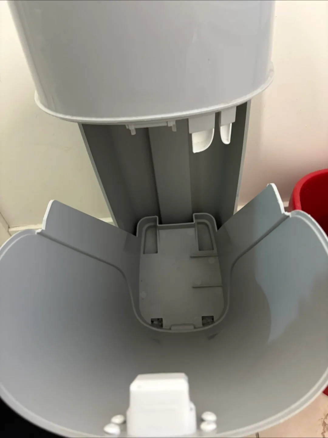 Grey Diaper Genie image indicator(3)