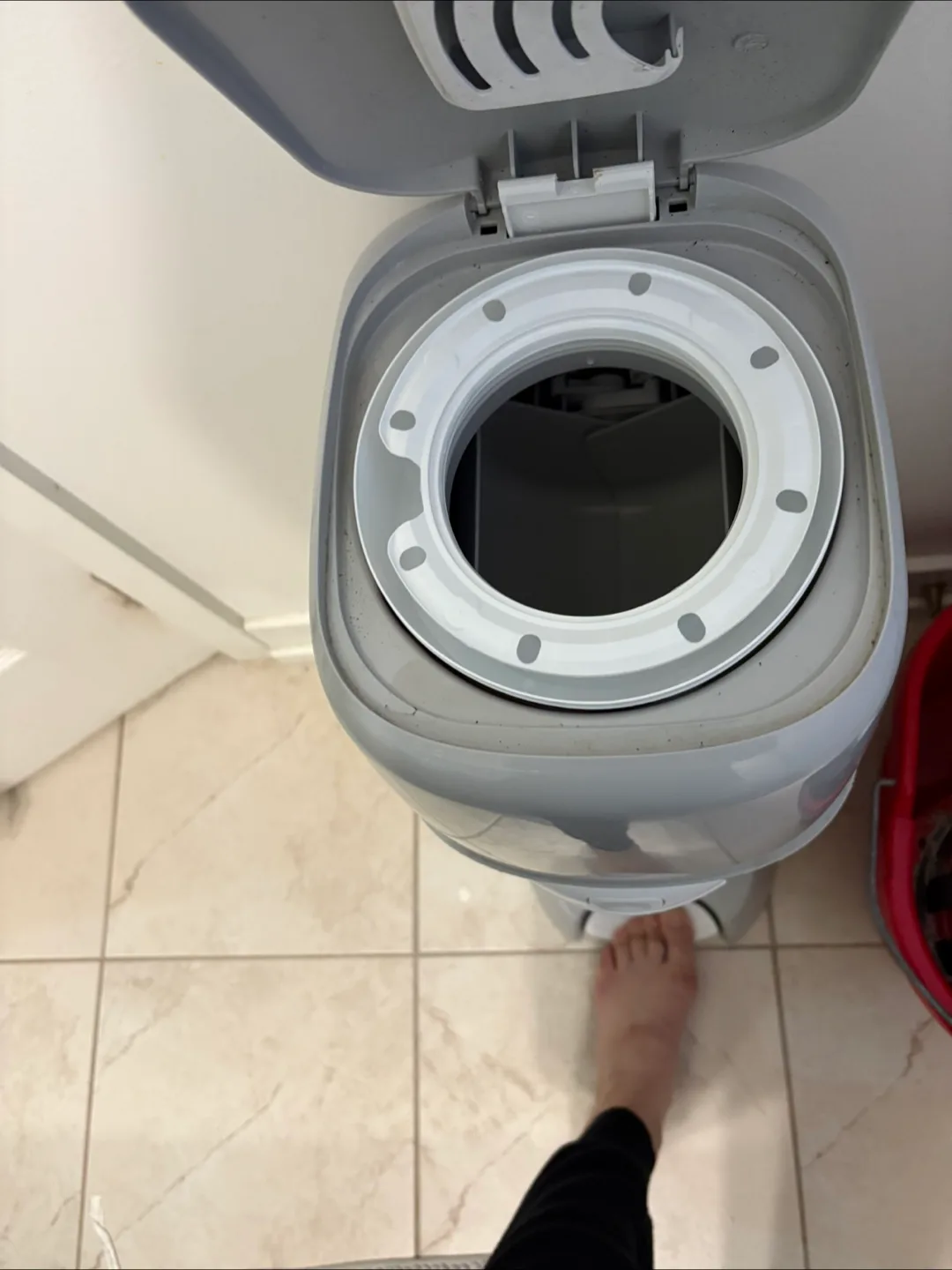 Grey Diaper Genie image indicator(2)