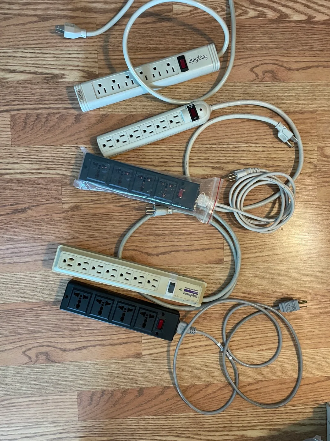 Various Surge Protector Power Strips thumbnail
