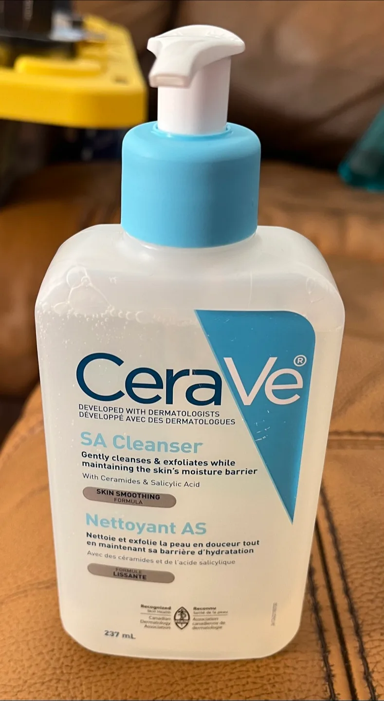 CeraVe SA Cleanser - 237 mL thumbnail