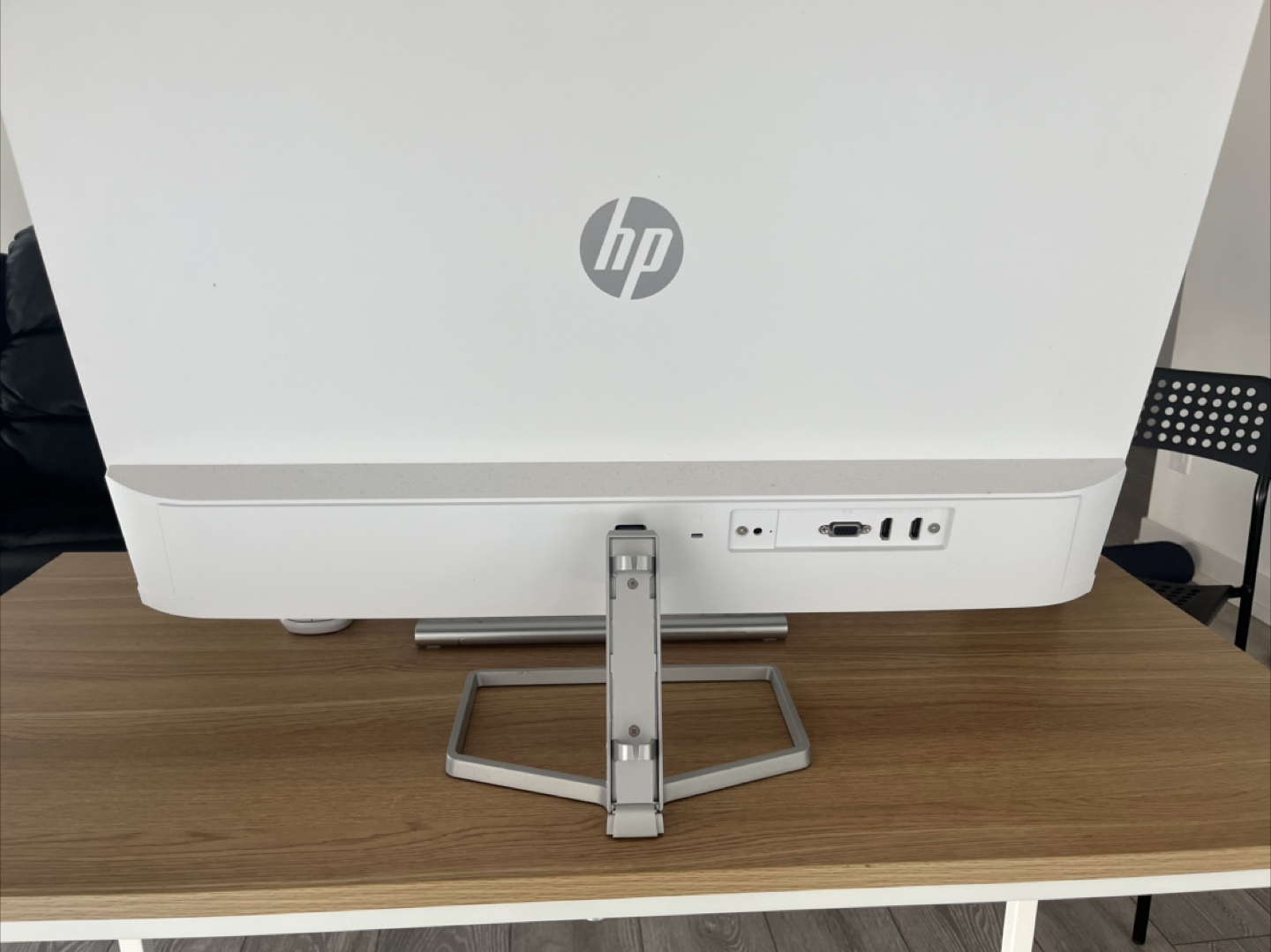 27” HP Monitor - photo 2