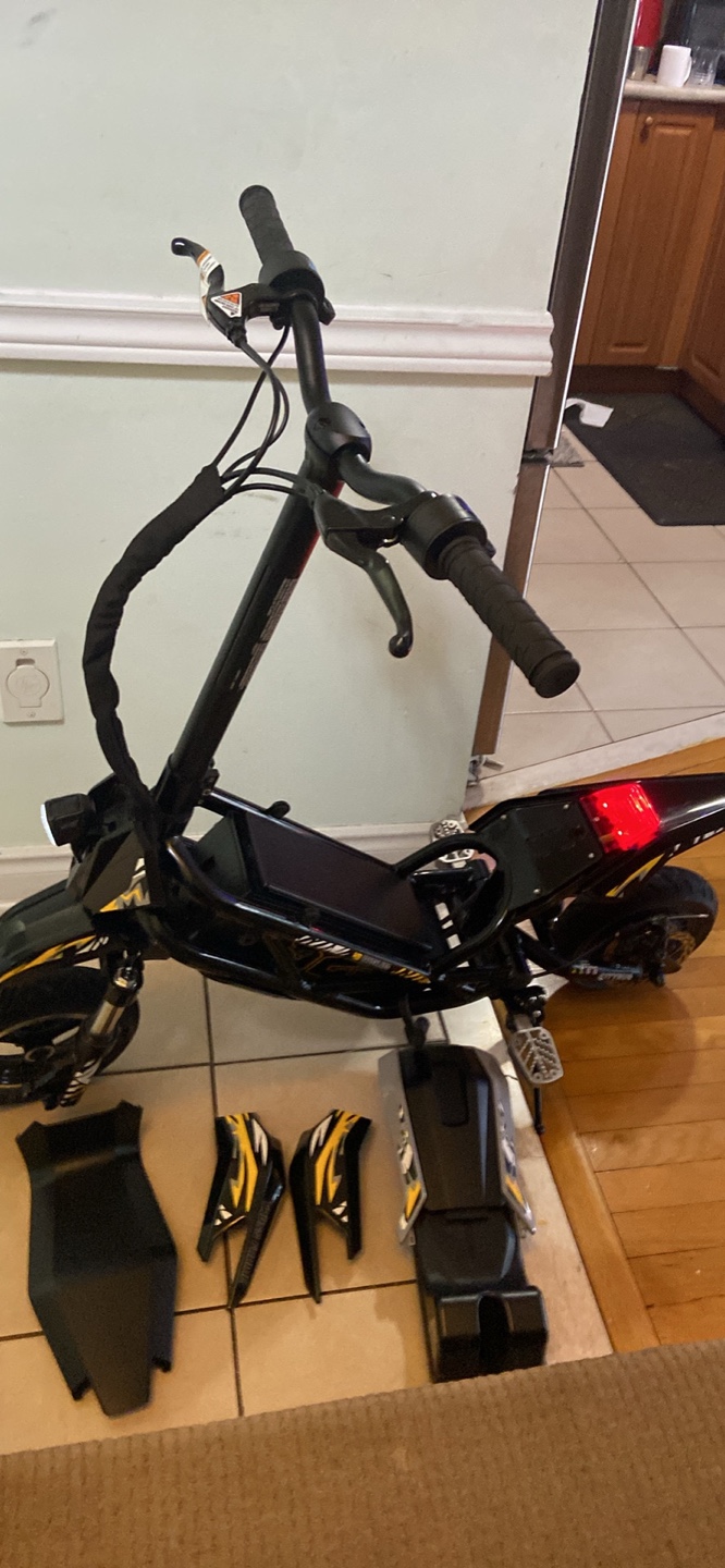 Electric scooter - photo 2