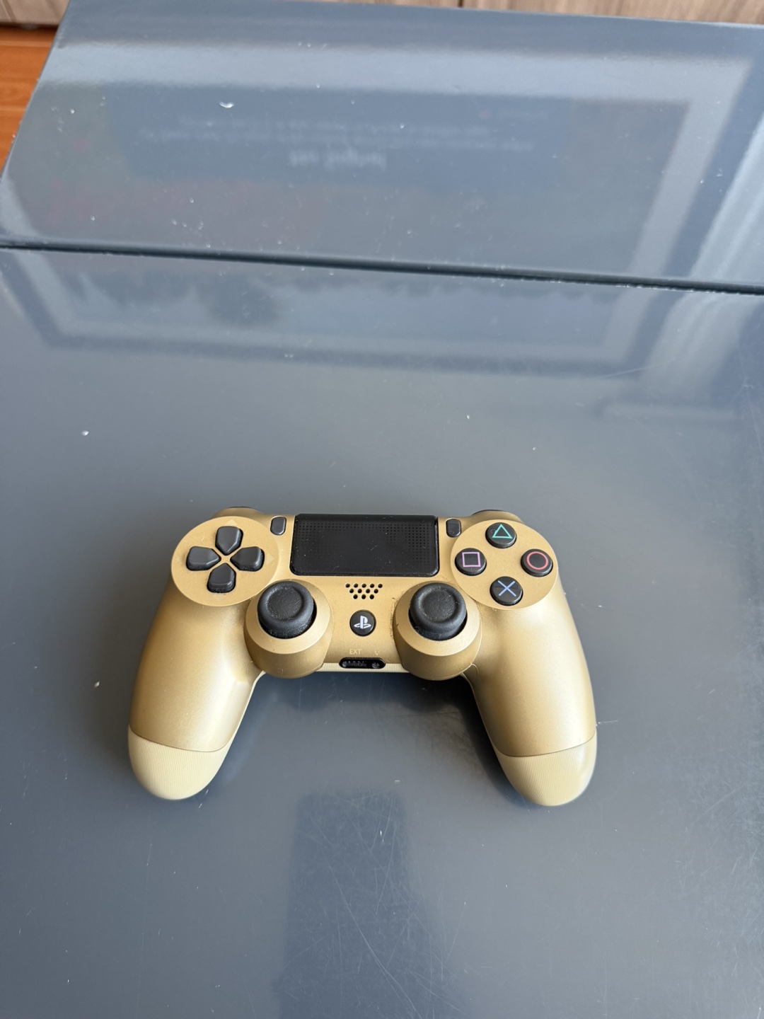 🎮 Gold Edition PlayStation 4 Slim 1TB – With 2 Controllers - photo 5