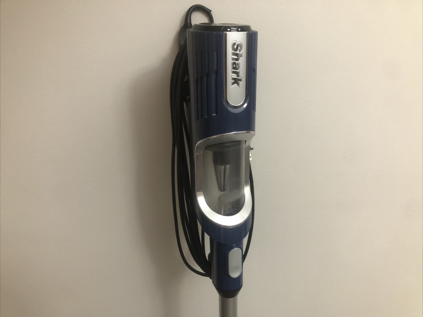 Shark Navigator Powerfins Corded Stick Vacuum - photo 2