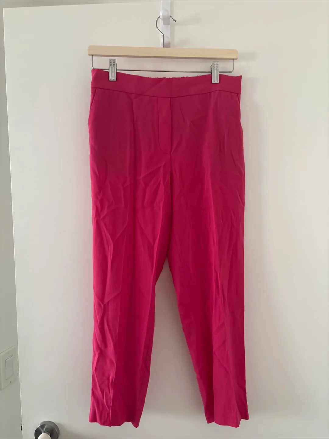 Aritzia Babaton Pink Dress Pants - Size 6 thumbnail