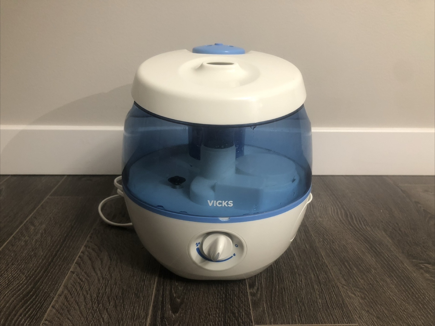 Vicks Cool Mist Humidifier