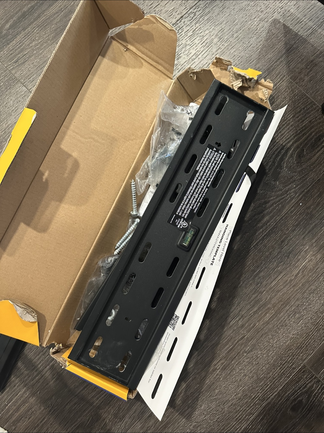 Blackweb Tilting TV Wall Mount 19-50" - photo 2